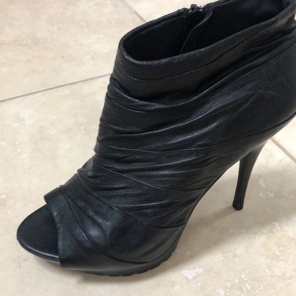 Gunmetal black draped leather open toe booties! - Picture 7 of 15